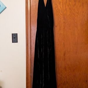 Sears Vintage black velvet dress (small)